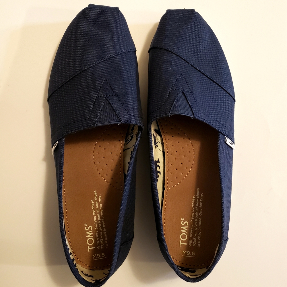 TOMS Mens Size 9.5 Classic Canvas Slip-on Shoes | NEW Alpargata in Navy